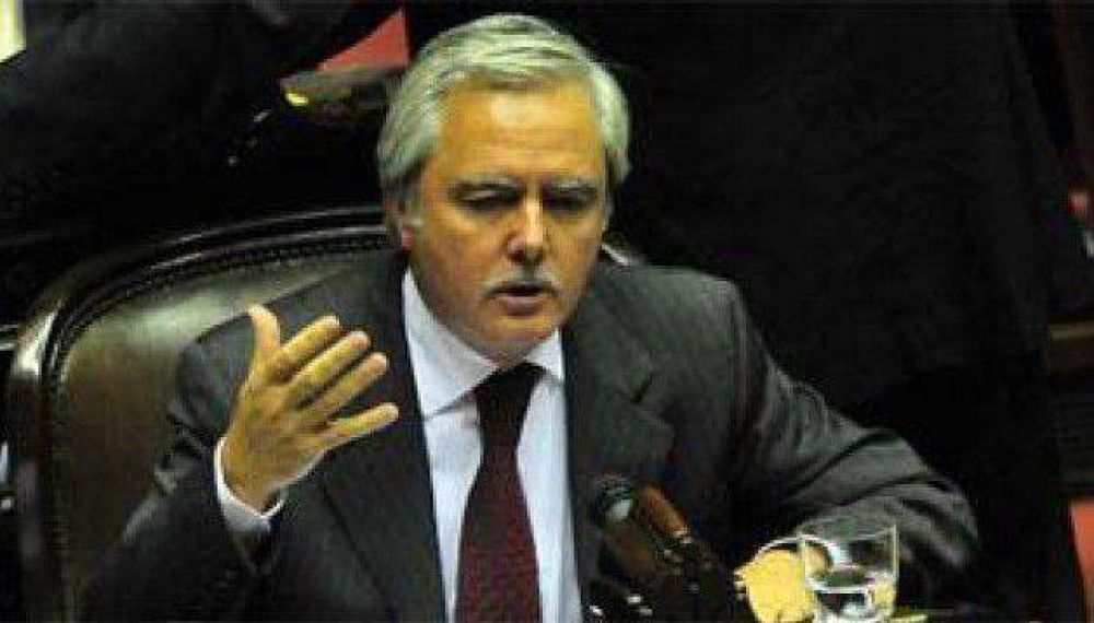 El Pro adelant� su voto negativo a la reforma del C�digo Civil