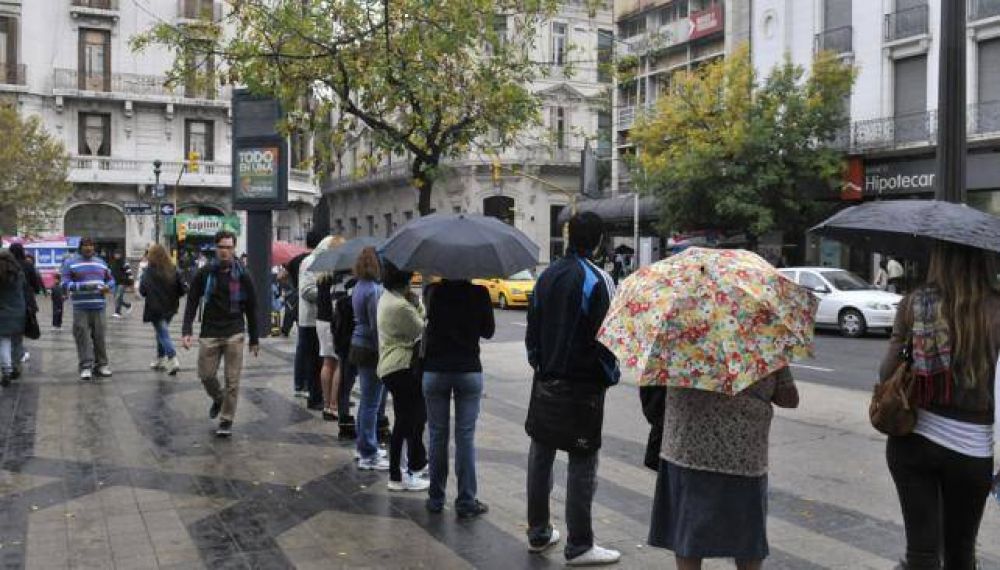 A�n rige alerta por probables tormentas fuertes para C�rdoba