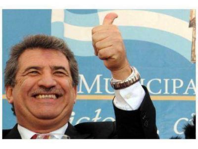 Vuelve a sonar Urribarri para el gabinete nacional