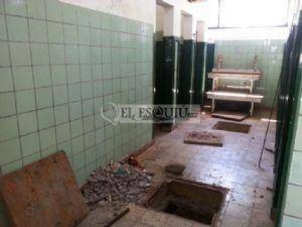 Planifican la reparaci�n de escuelas durante el receso