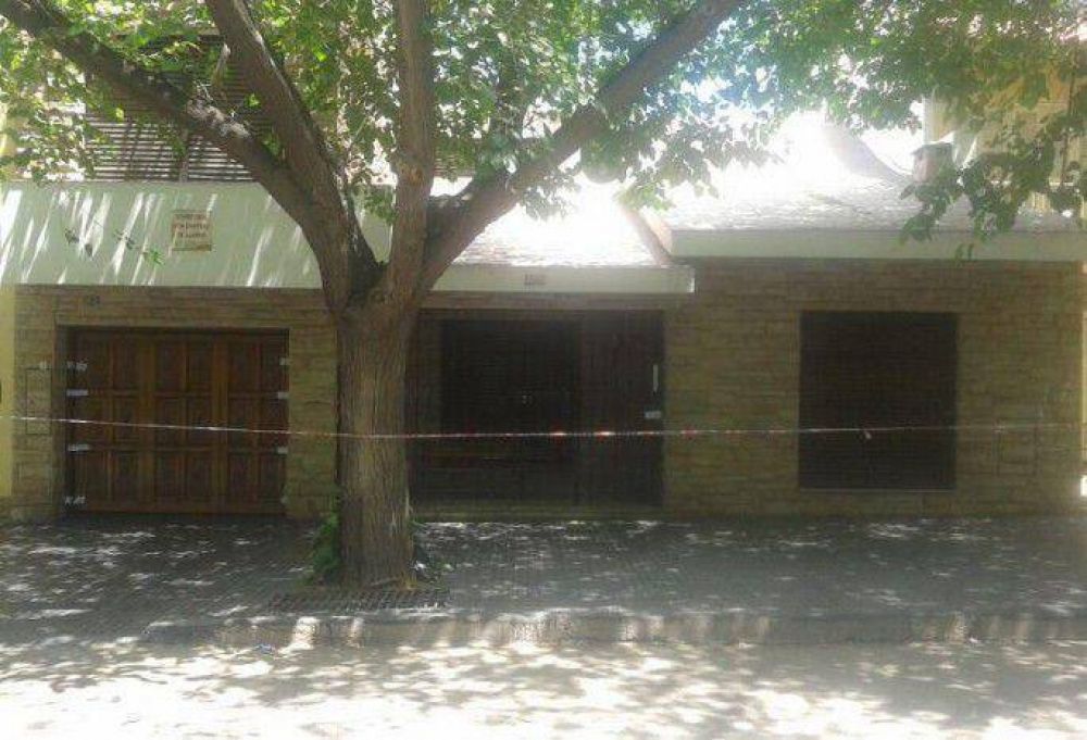 50 mil pesos de recompensa para dar con el asesino del m�dico retirado