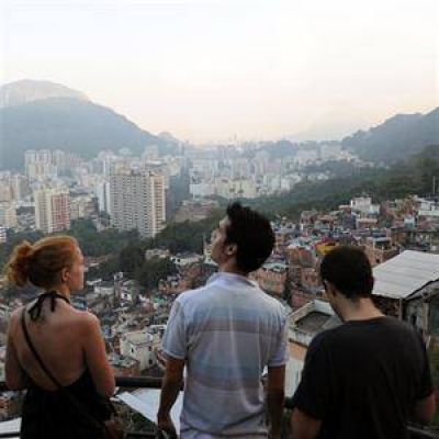 Turismo villero: el nuevo y pol�mico hobby de los ricos
