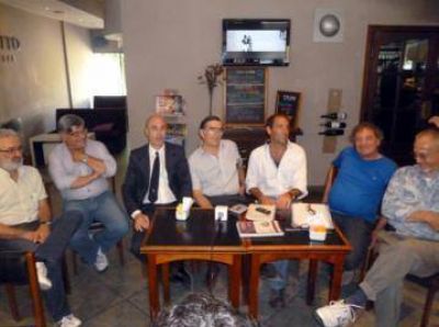 Una lista compite con el oficialismo por la conducci�n de Hurac�n