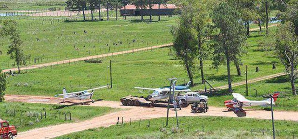 Hallan en Santo Tom� una "narco estancia" con pista de aterrizaje y 330 kilos de coca�na