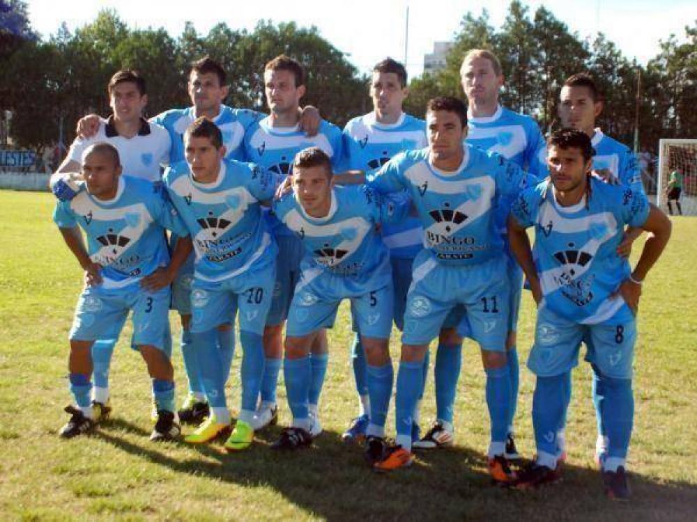 Defensores festej� ayer por una genialidad de Mart�n Gim�nez