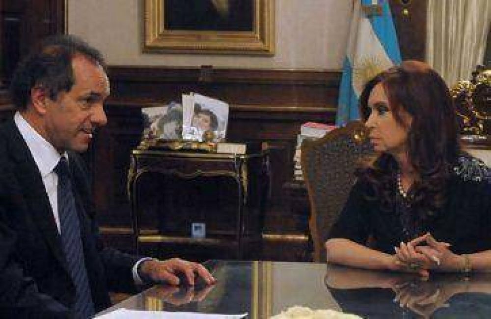 Scioli espera a CFK y prepara recorridas