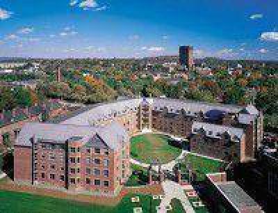 EEUU: alarma en Yale por un hombre armado en el campus