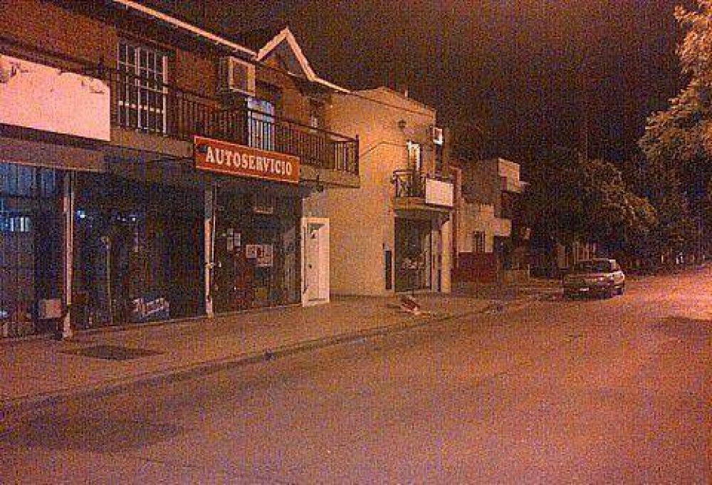 Persecuci�n tras asalto a una despensa: hubo disparos frente al polideportivo