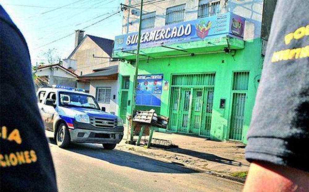 Piratas del asfalto robaban mercader�a y se las vend�an a supermercados chinos; fueron detenidos