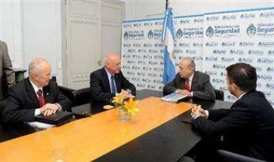 A�n hay incertidumbre en cuanto al regreso de los gendarmes