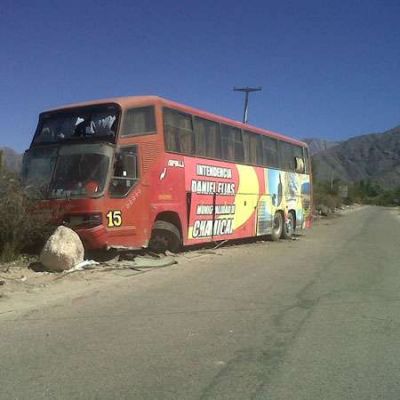 Piden al municipio de Chamcial retirar colectivo que protagoniz� accidente