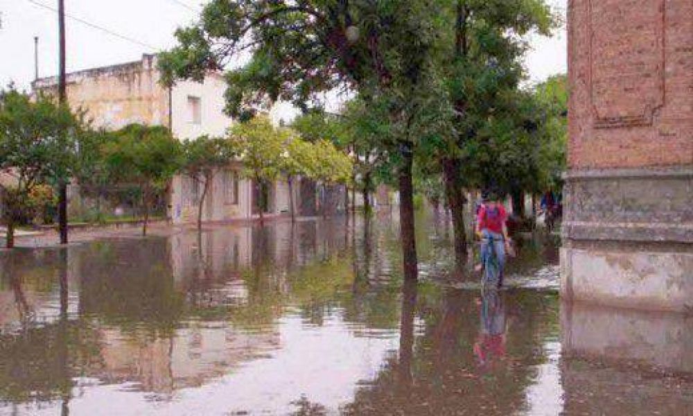 Aunque San Francisco volvi� a inundarse, la Provincia posterg� las obras para 2014