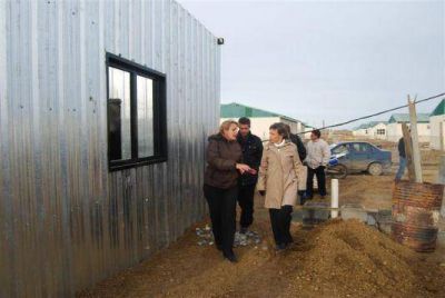Gobierno anunci� que Naci�n comenz� a girar fondos destinados a la construcci�n de viviendas 