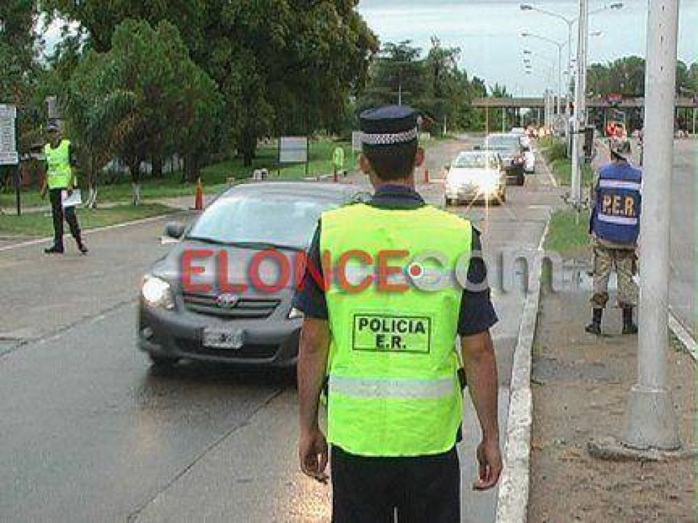 M�s de 25 mil veh�culos ingresaron por el t�nel subfluvial durante el fin de semana largo 