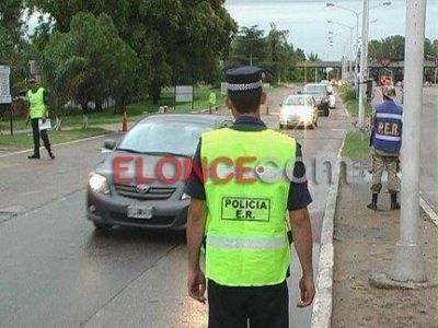 M�s de 25 mil veh�culos ingresaron por el t�nel subfluvial durante el fin de semana largo 