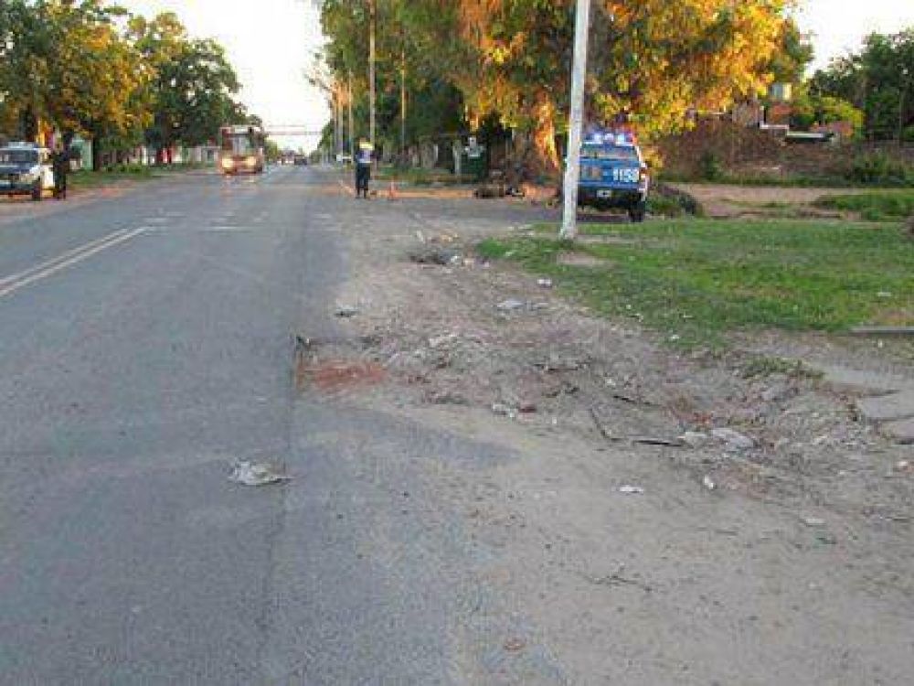 Afirman que por pozos en el pavimento hubo graves accidentes en Paran� 