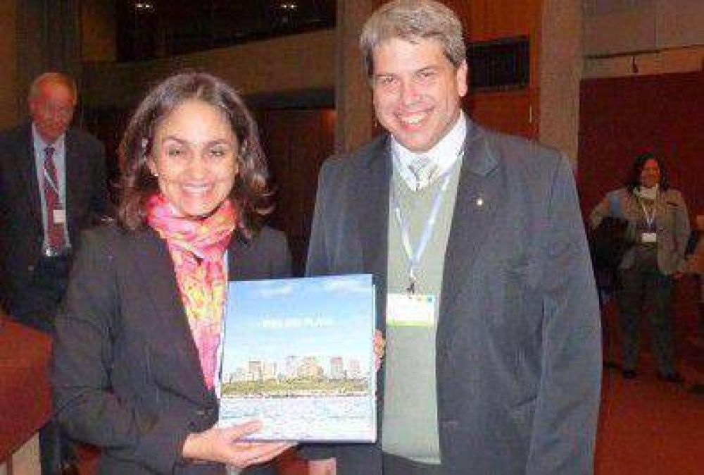 Mar del Plata estuvo presente en Suiza en el �Foro sobre dispositivos m�dicos�