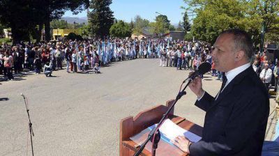 Anuncian inversiones para Trevelin en un nuevo aniversario