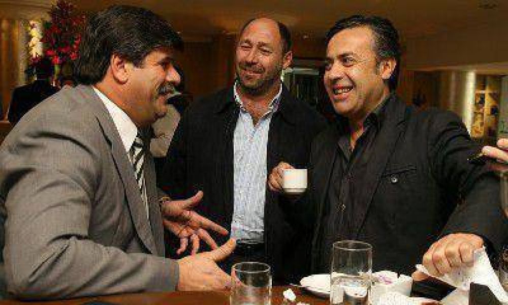 Vaqui� y Abed se unieron para enfrentar a Cornejo en la interna radical