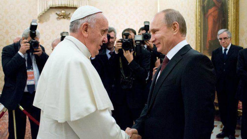 El Papa y Putin abogan por una salida "negociada" al conflicto en Siria
