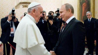 El Papa y Putin abogan por una salida "negociada" al conflicto en Siria