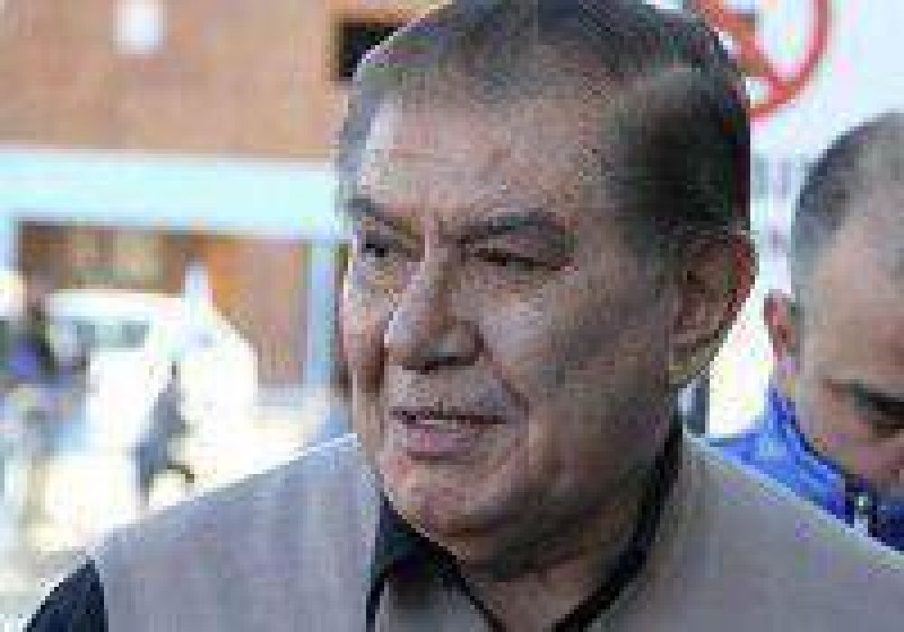 El segundo de Moyano apoy� el pre acuerdo entre YPF y Repsol