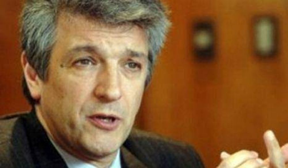 L�pez y Iannover debatir�n sobre Papel Prensa