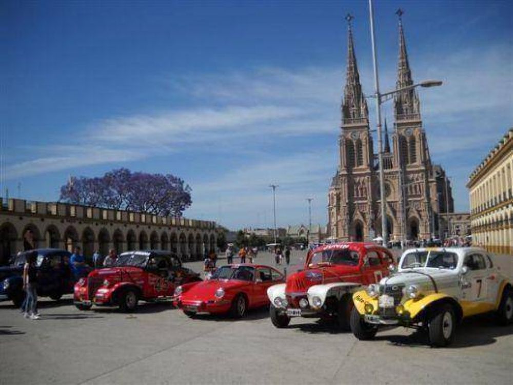 El TC Hist�rico realiz� una traves�a que parti� desde Luj�n
