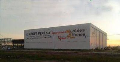 Inauguran un centro de distribuci�n y venta al p�blico de muebles
