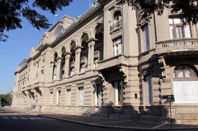 El Gobierno transfiri� m�s de 66 millones de pesos a municipios y comunas