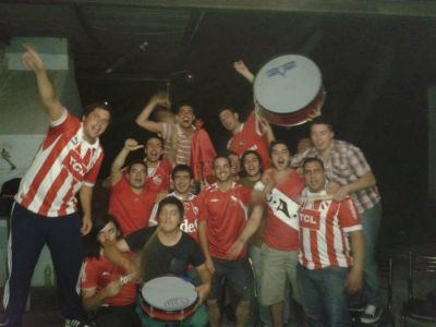 Incre�ble ataque a la Pe�a de Independiente porque �hac�an ruido�