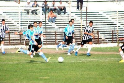 Belgrano atac� y lleg�, pero Camioneros fue el que concret�
