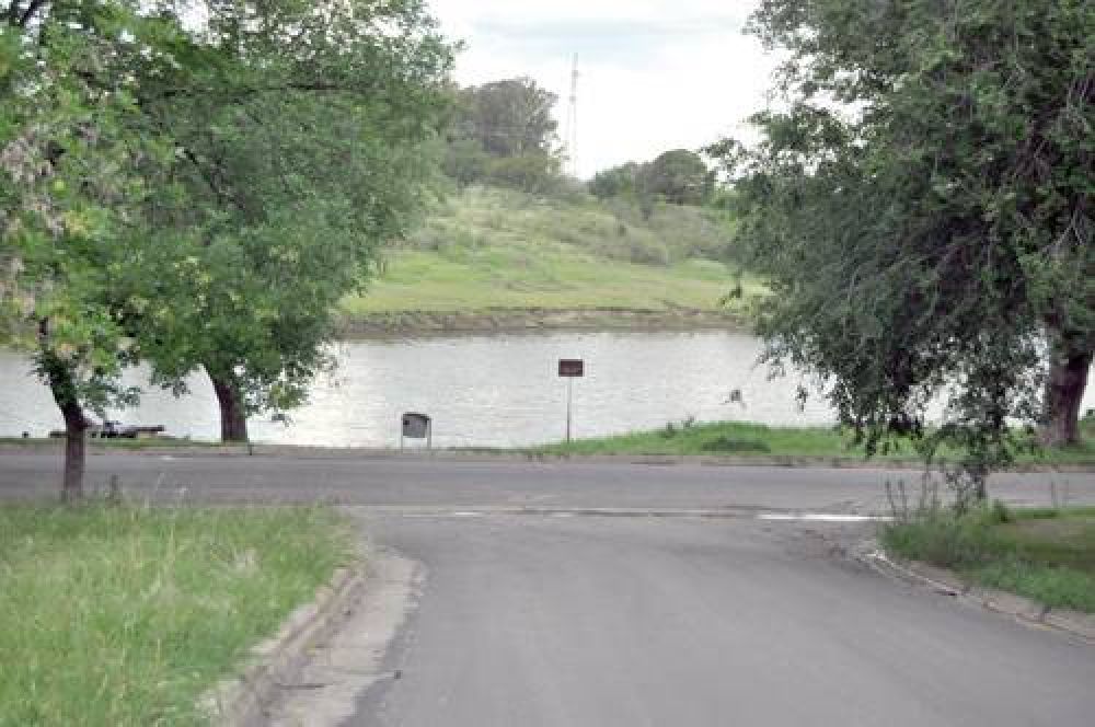 Hallaron a joven ahogado en Arroyo Ramallo tras una intensa b�squeda: ocurri� en barrio Somisa