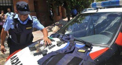 Carlos Paz: Se vest�an como polic�as para cometer il�citos