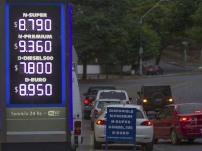 Subió casi 70 centavos la nafta premium en Salta �