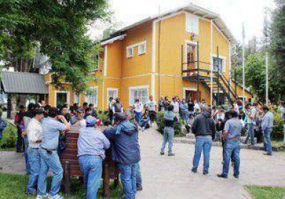 Se empantan� el acuerdo salarial de los municipales 