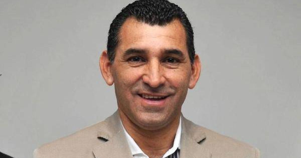 Resultado de imagen de el presidente de atletico tucuman leito dio la cara por el futbol del interior