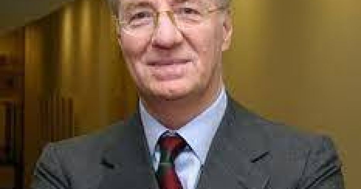 Biografia y Noticias de Paolo Rocca ||| TresLineas.com.ar